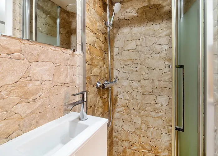 Whome Quiet Retreat Just Minutes From The Buzz 아파트 *
